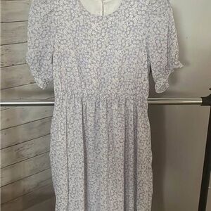 Light Lavender Floral Midi Dress